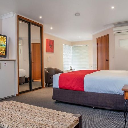 Aspley Carsel Motor Inn Брісбен Екстер'єр фото