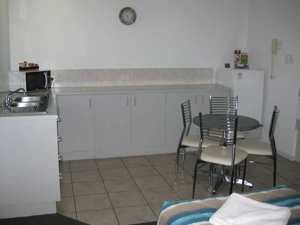 Aspley Carsel Motor Inn Брісбен Екстер'єр фото