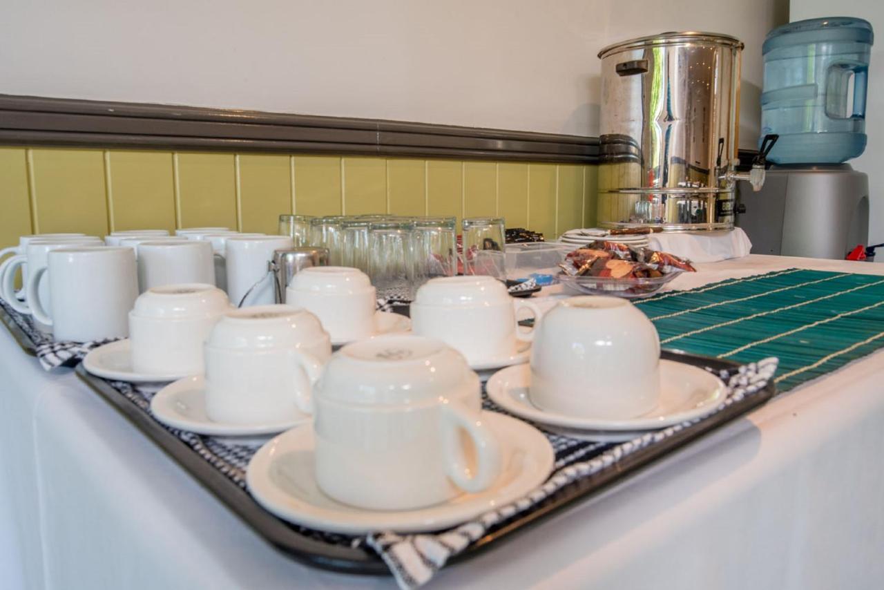 Aspley Carsel Motor Inn Брісбен Екстер'єр фото