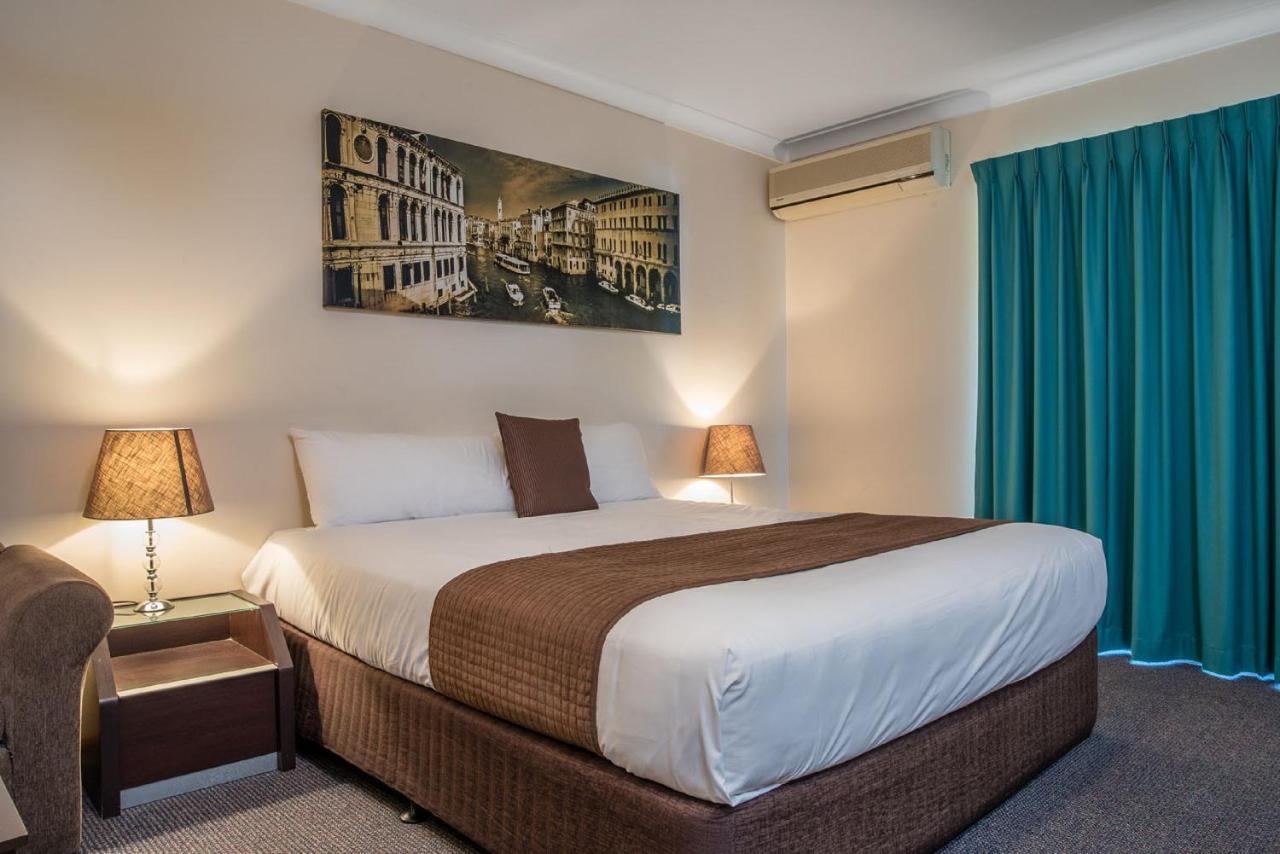 Aspley Carsel Motor Inn Брісбен Екстер'єр фото